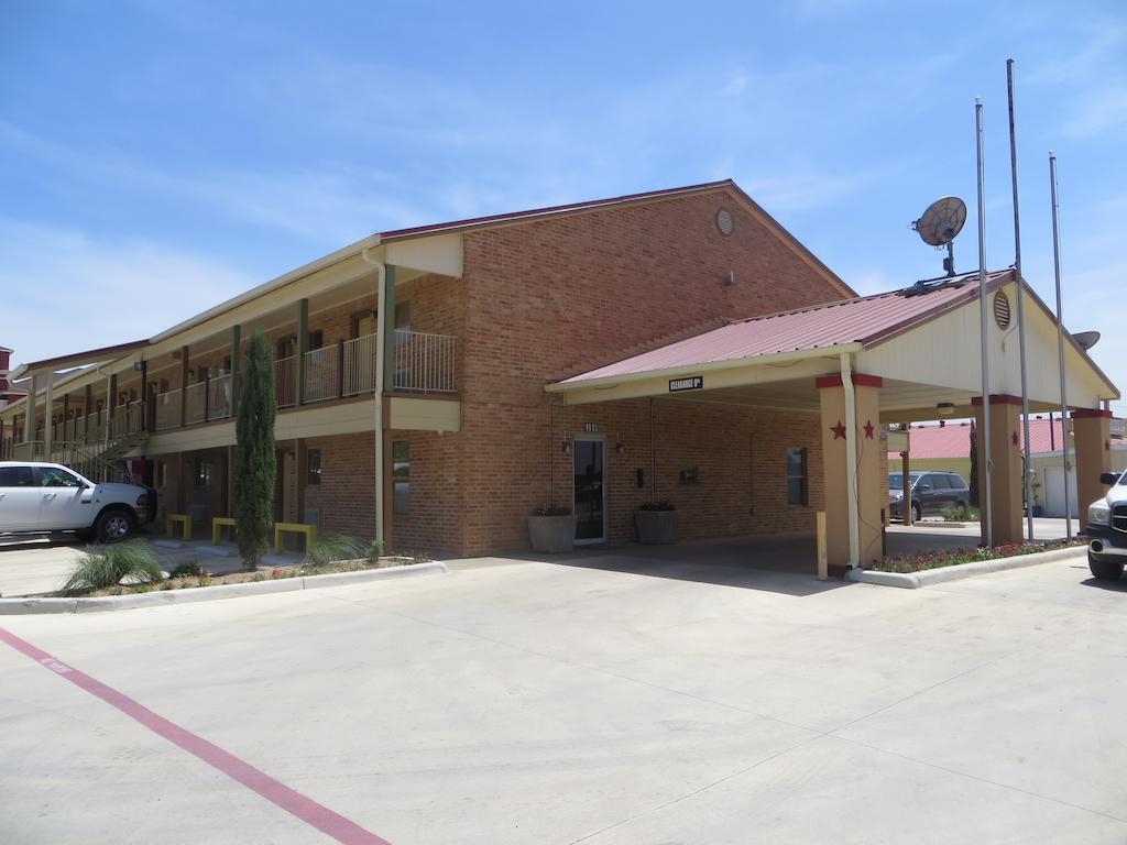 Motel Super 8 By Wyndham Pleasanton Exterior foto
